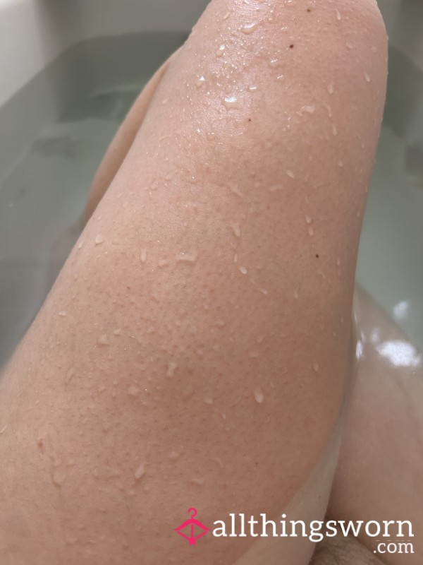 Pu**y In The Bath, Close Up Of Inside