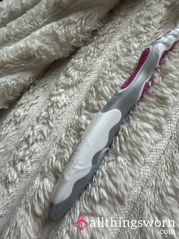 Pu**y Juice Toothbrush 💋
