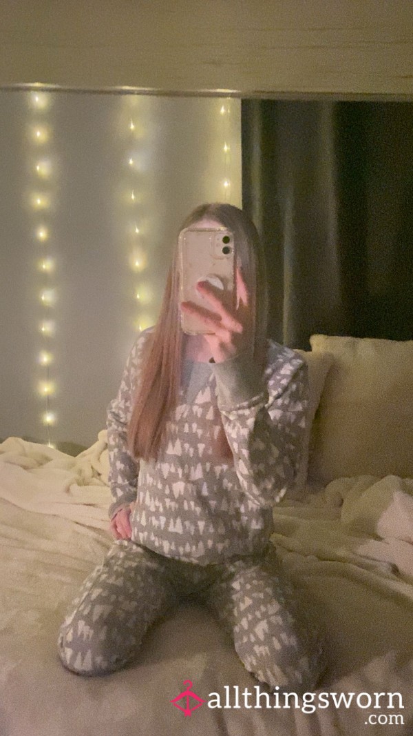 Pyjama Set!