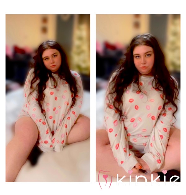 Pyjamas Set - Kiss Prints - Top & Shorts