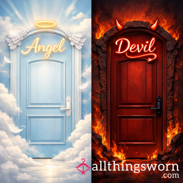 Queens Angel 😇  Or Devil 😈  Doors