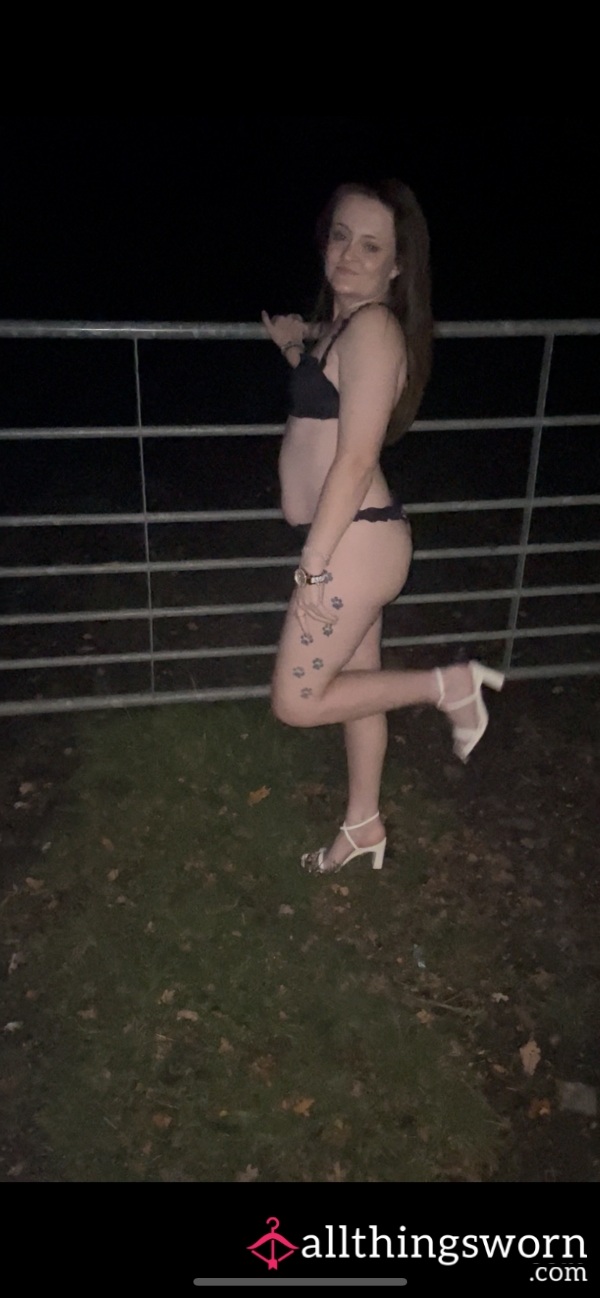 Quick Outdoor Tease Of Me 😈😜