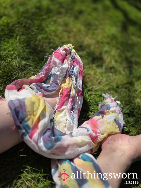 Rainbow.scarf
