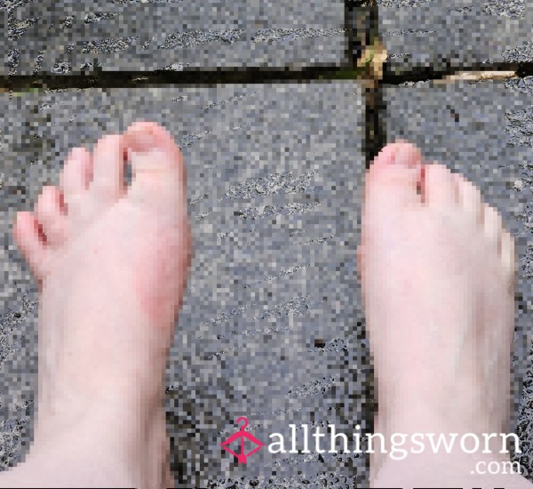 Rainy Day Feet Play, 2 Minutes