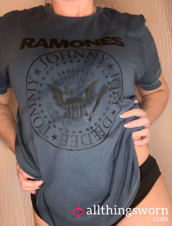 Ramones Sleep T-shirt