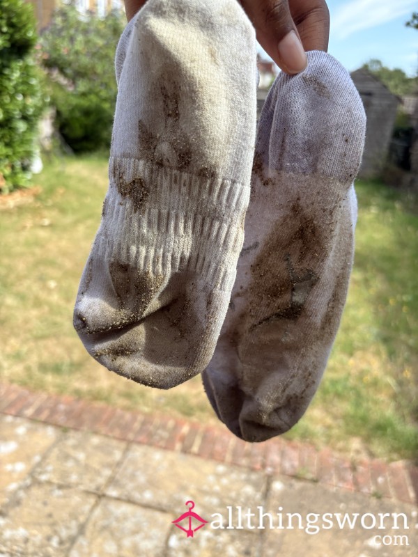 Rancid Socks Worn By A Goddess💋👅🧦
