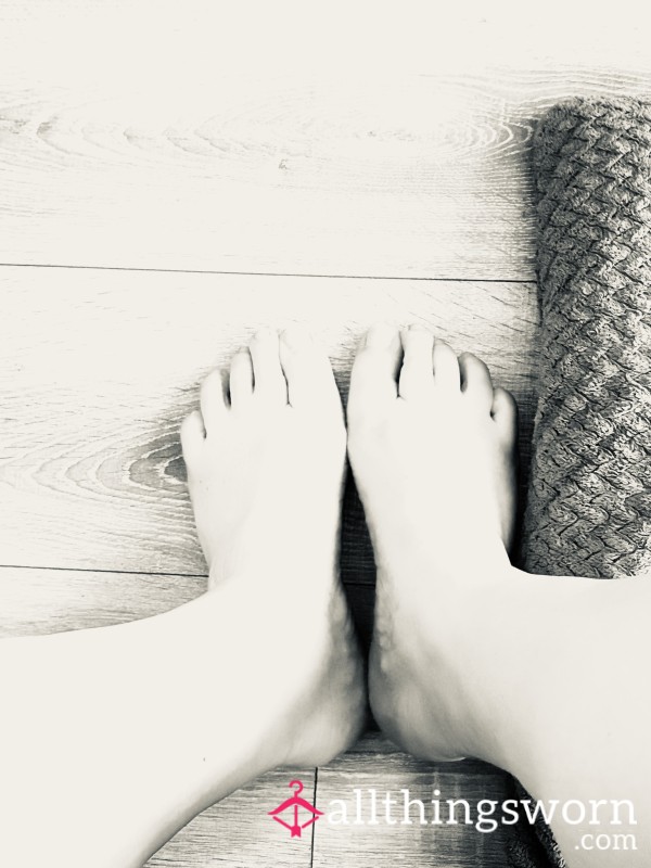 Random Feet Pictures For You