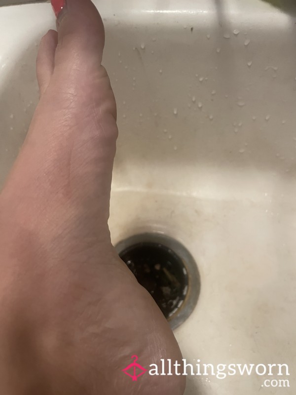 Random Foot Pics In The House And Public Driv