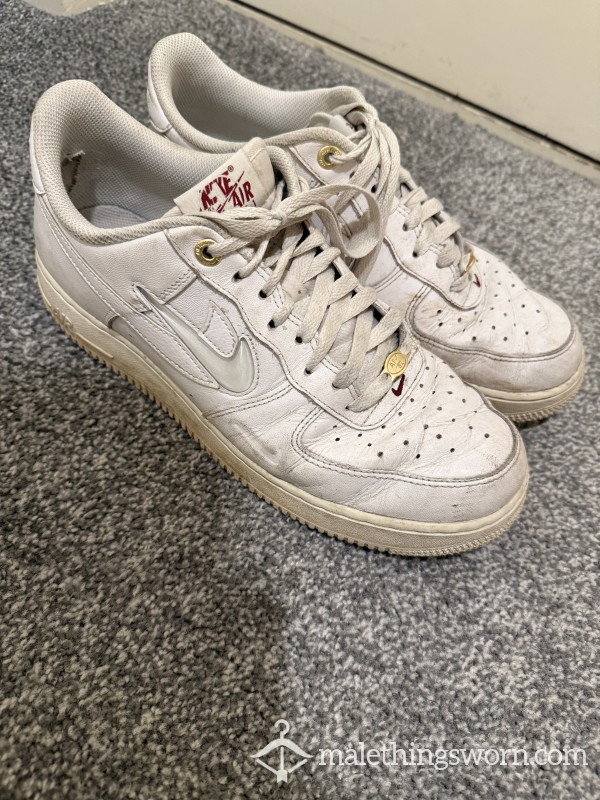 *Rare* Dirty Nike Air Force 1’s(Size 9) Well Worn