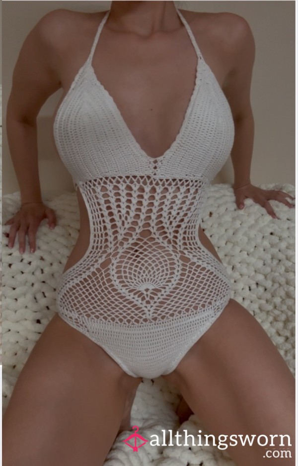 RARE WOVEN SWIMSUIT. WHITE! 4 DAYS WITHOUT WASHING. YOU’LL LOVE IT!