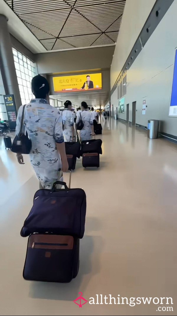 Raw Working Footage From Chinese Flight Attendants