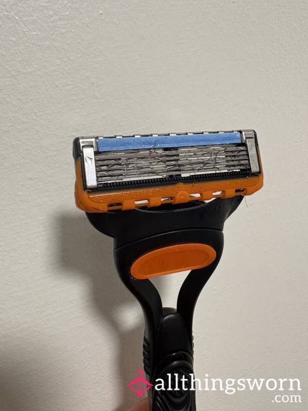 Razor 🪒 😉
