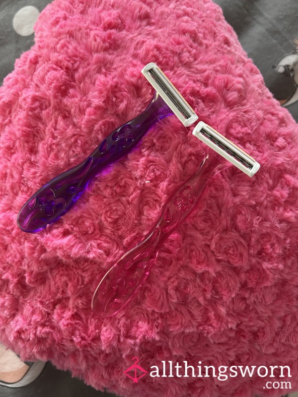 Razors Used For For My Pu**y