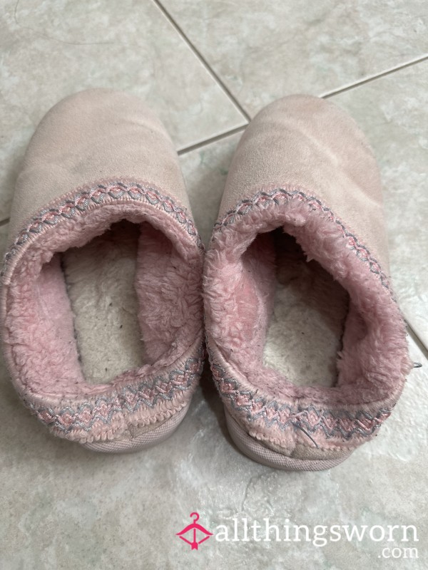 Ready To Ship Worn Daily Slippers