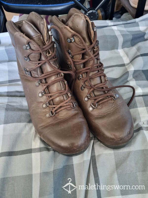 Real Issued British Army Boots