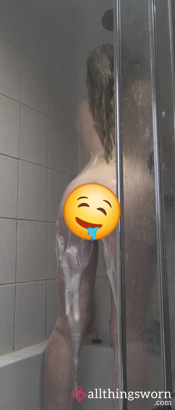 10 A** Tease Pics 🤭💖🍑