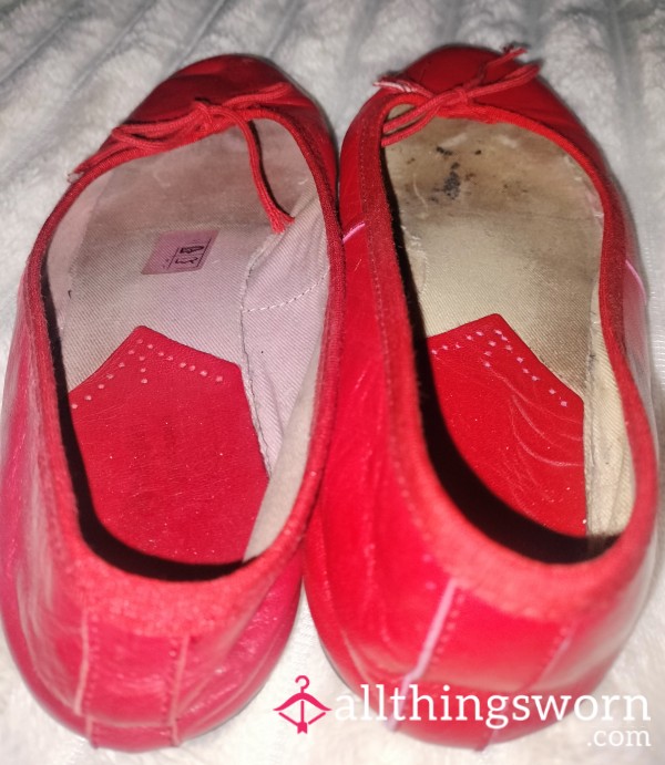 Red Cheesy Ballet Flats ♥️