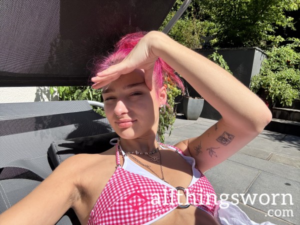 Red Bikini And Rosey Toes ;) 🦶