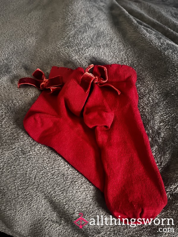 Red Bowed Above Ankle Socks❤️