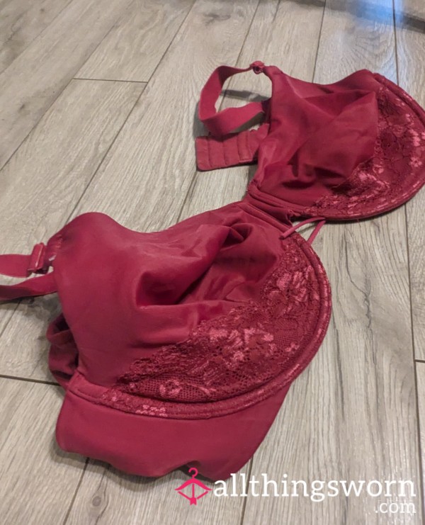 Red Bra (38DDD)