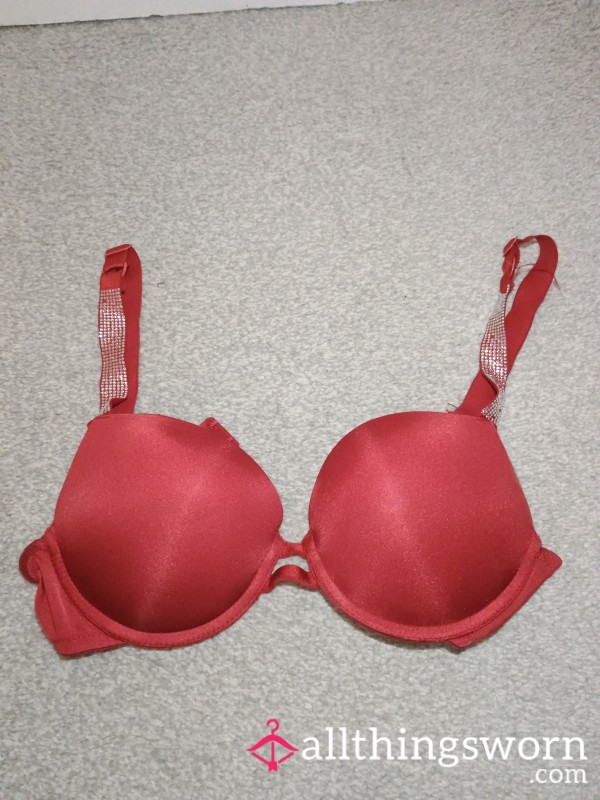 Red Bra ♥️