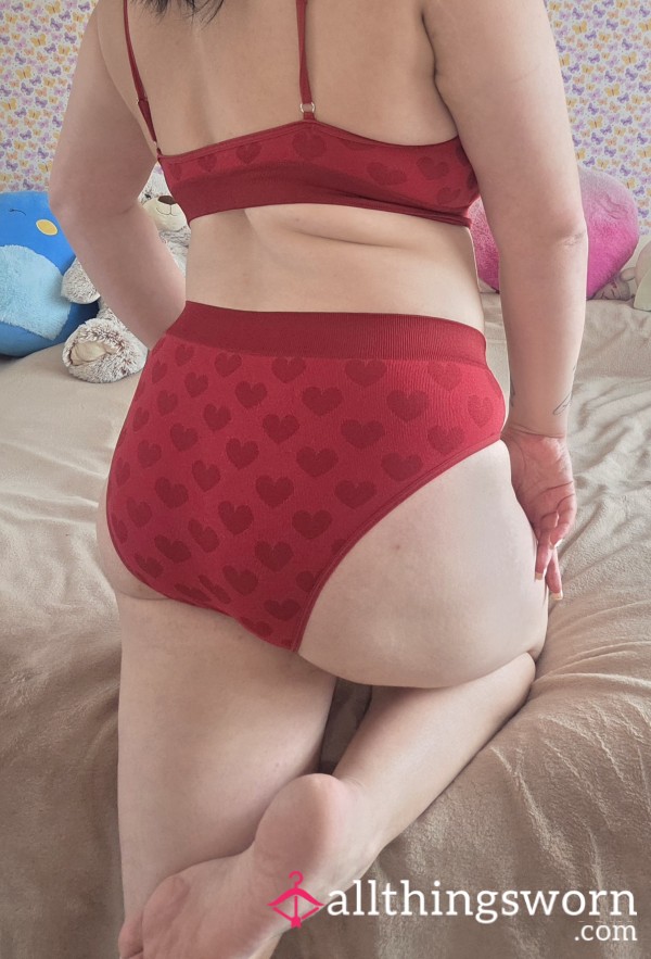 Red Heart Lingerie Set- XL♥️