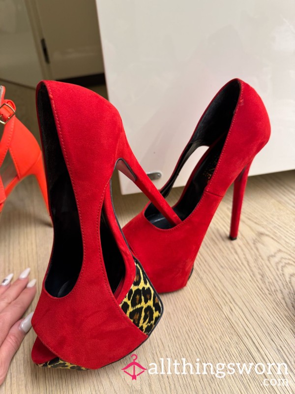 RED HIGH-HEELS S**Y