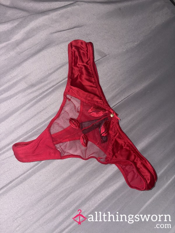 RED KISS THONG