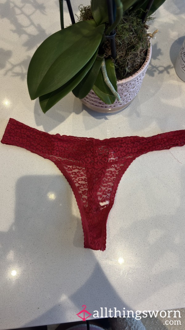 💋 Red Lace Thong 💋