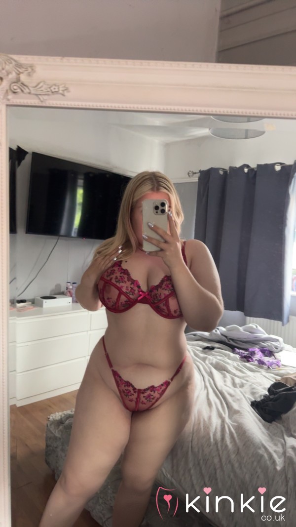 Red Lingerie Set 🫦
