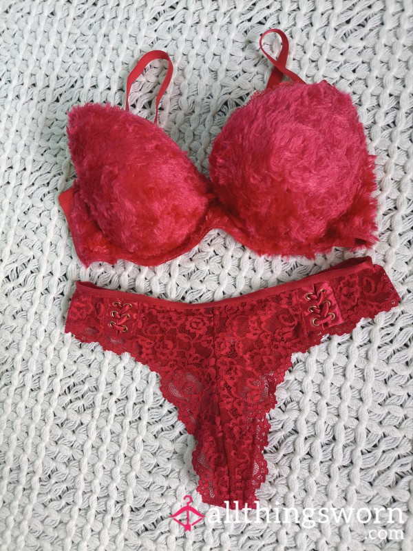 Red Lingerie Set – Fluffy Bra & Lace Thong”