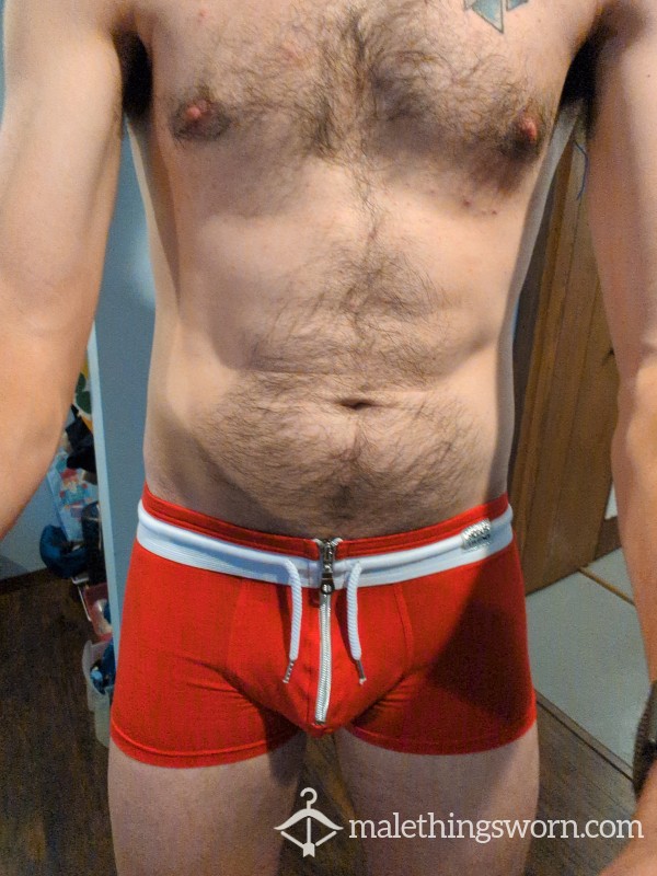 Red Modus Vivendi Zipper Trunks