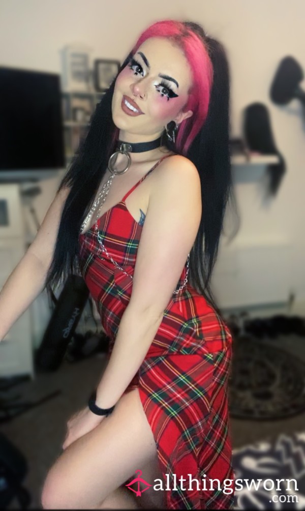 ☠️ Red Plaid Dress UK Size 8 ☠️ - Well Worn Goth Goddess Dress
