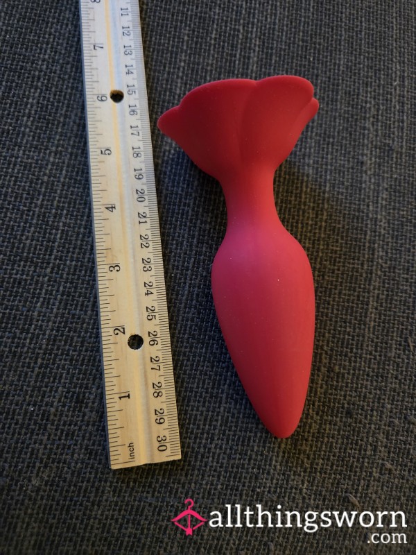 Red Rose Bu*t Plug