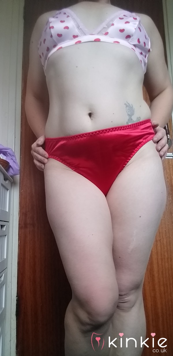 Red Satin Big B*m Bow On Back £20 48 Hours Wear. Inc Pics And Postage Uk