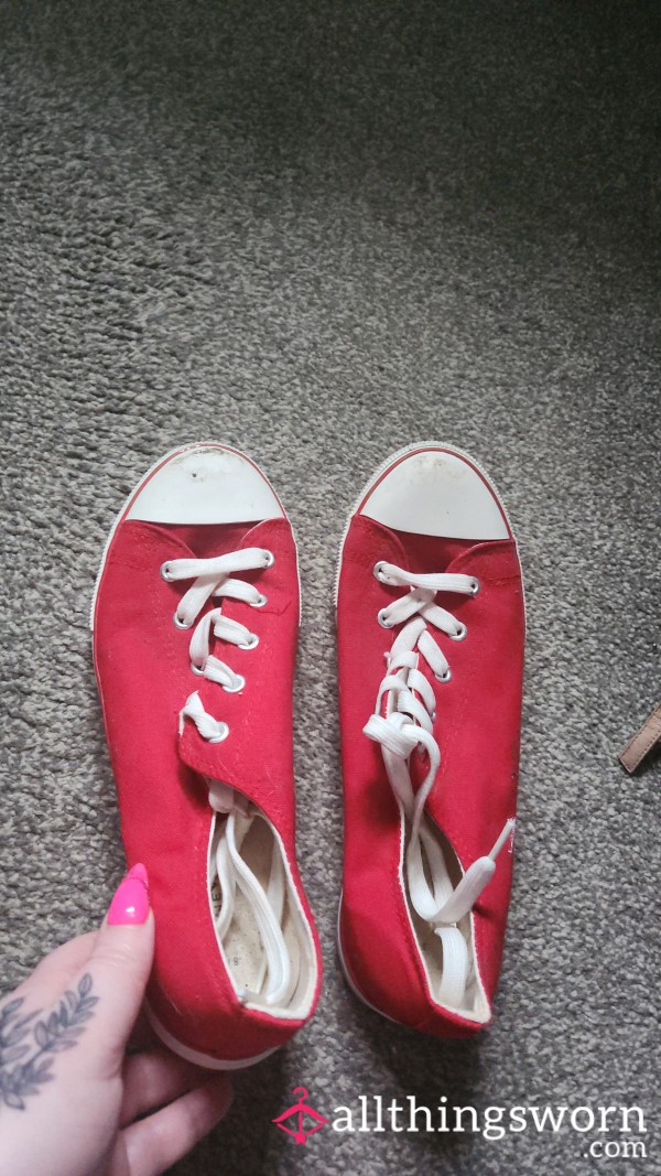 Red Sneakers Trainers