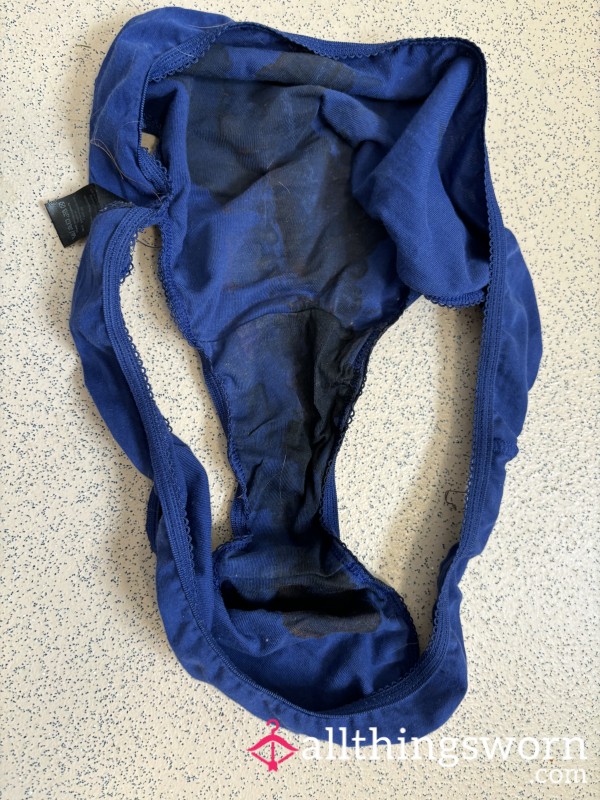 Red Soaked And Fresh Panties I Got My Monthly Visitor While At Work So Now My Panties Got Soaked