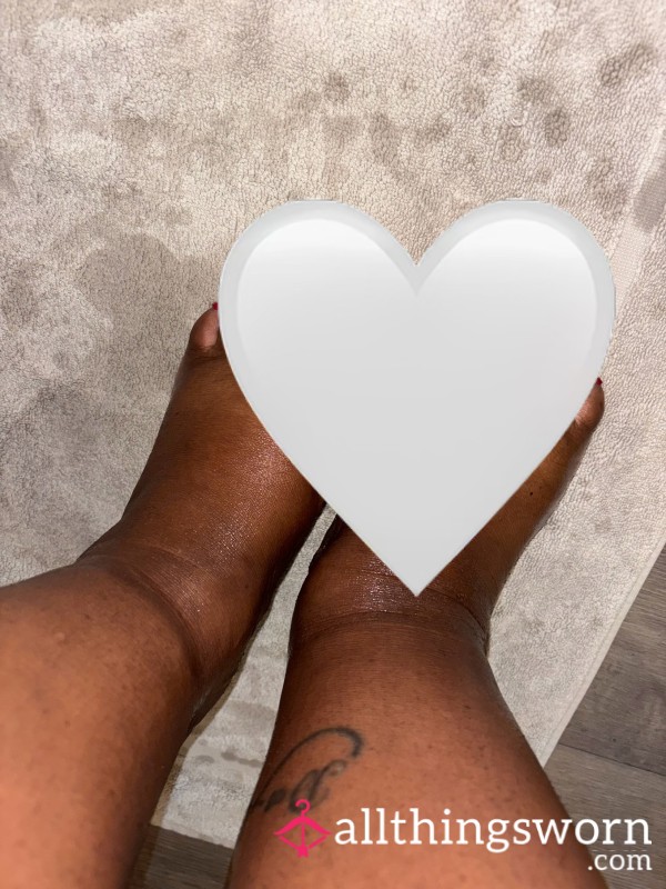 Red Toes After A Hot Shower