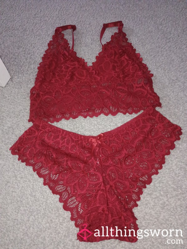 Red Two-piece Bra And Panties ♥️