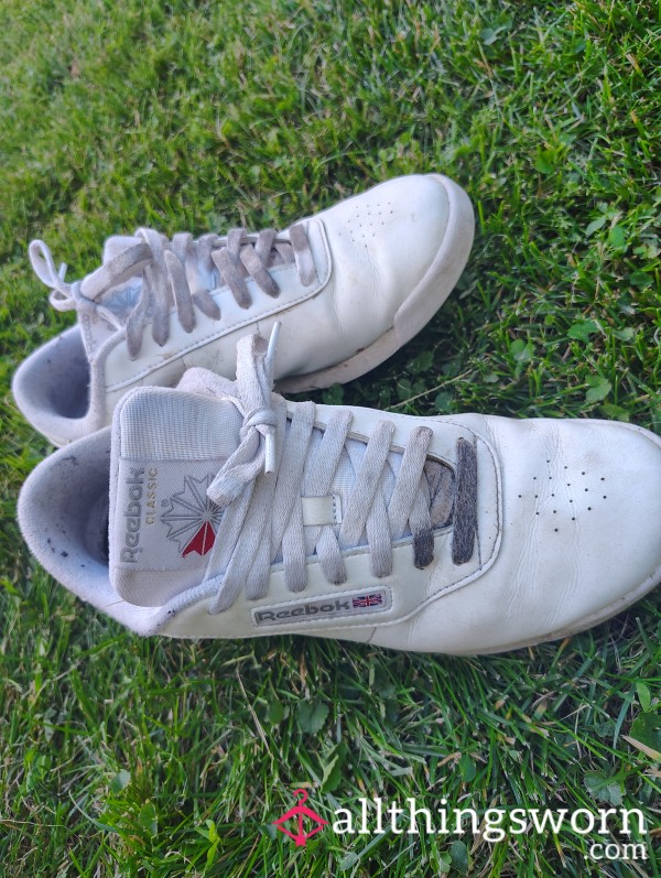 Reebok Sneakers