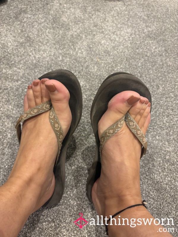 Reef Flip Flops Worn On Many Holidays Size 5