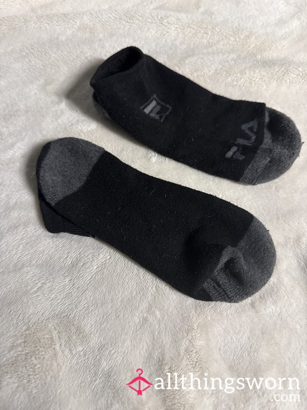 Regular Worn Black Socks