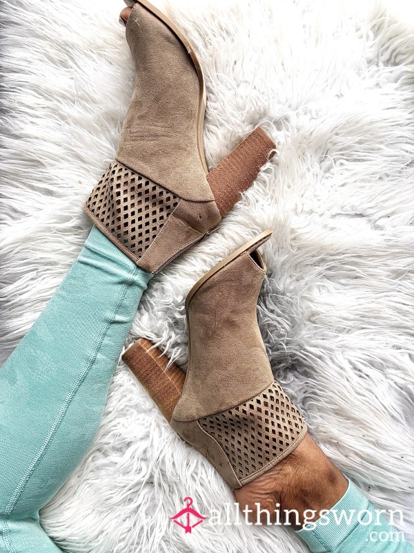 Report Rayce P**p-Toe Booties In Taupe