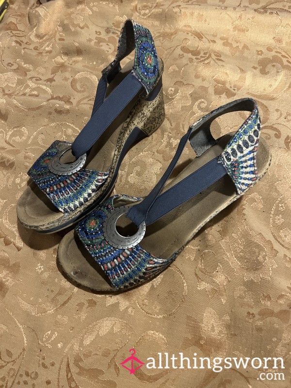 Retro, Hippie, Well-worn, Fantastic Slingback Sandals!!