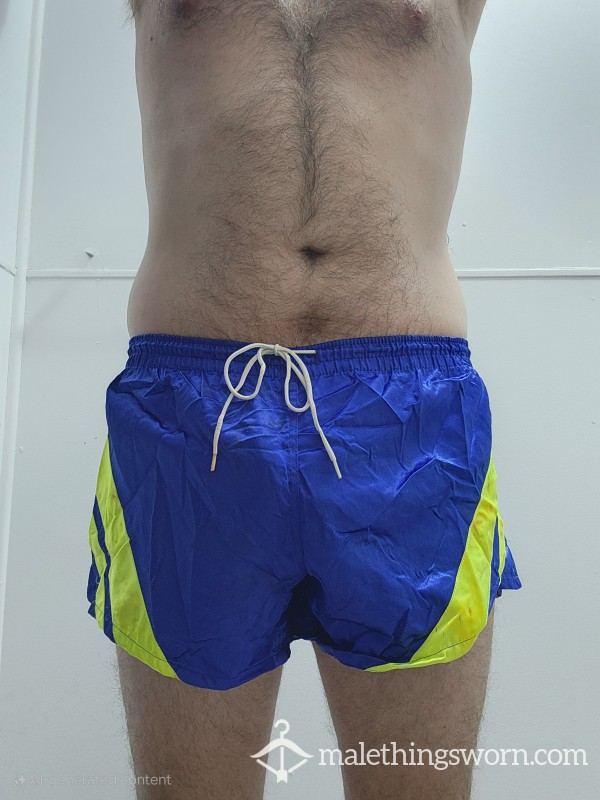 Retro Vintage Nylon Running Shorts Medium