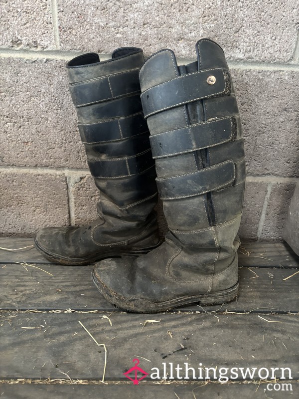 Rhinegold Stable/Yard Boots 🥾