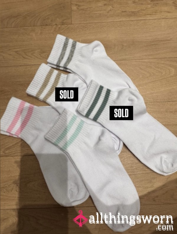 Ribbed Socks. Custom Wears