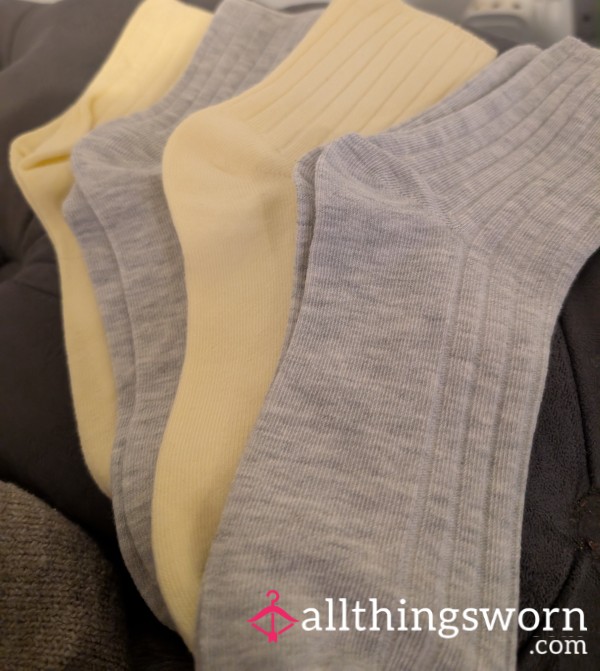 Ribbed Socks