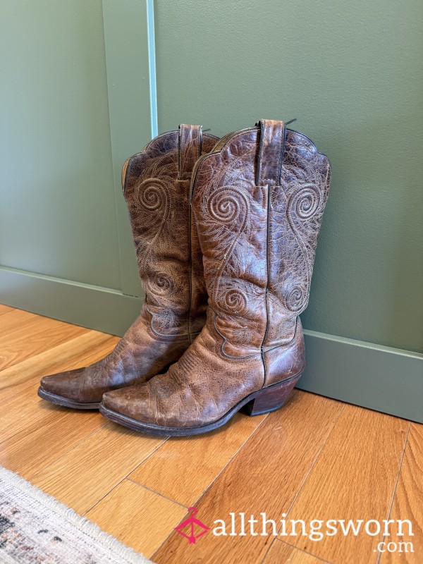 Ride Em, Cowgirl!