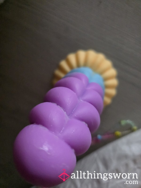 Riding A Fat Unicorn Di**o 💦